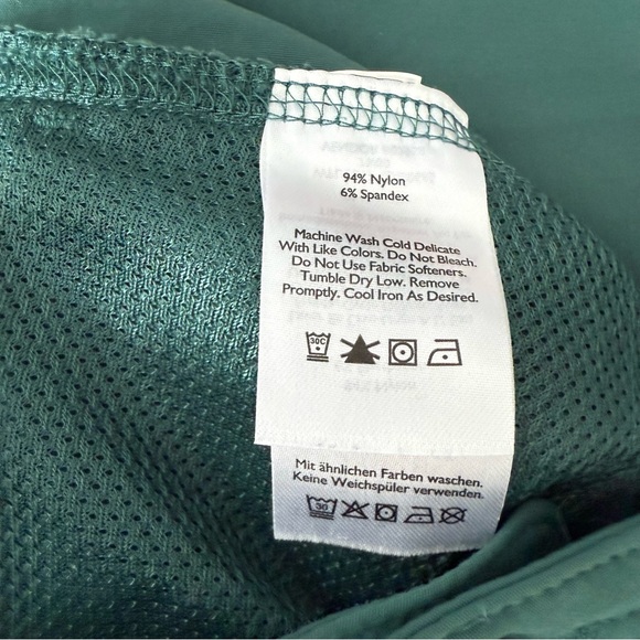 Eddie Bauer Hiking Pants - Picture 3 of 5